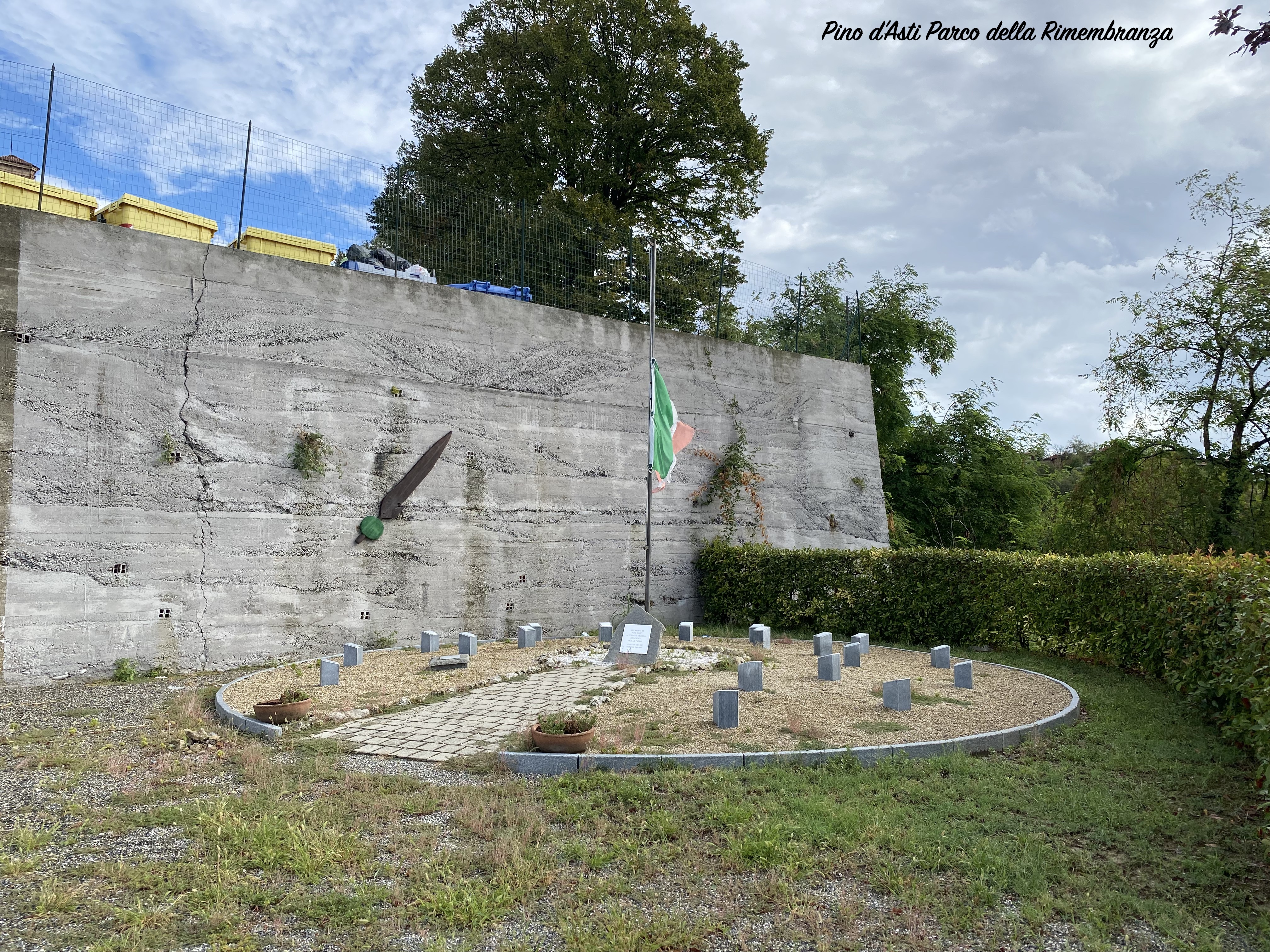 4 Parco Rimembranza Cimitero.jpeg